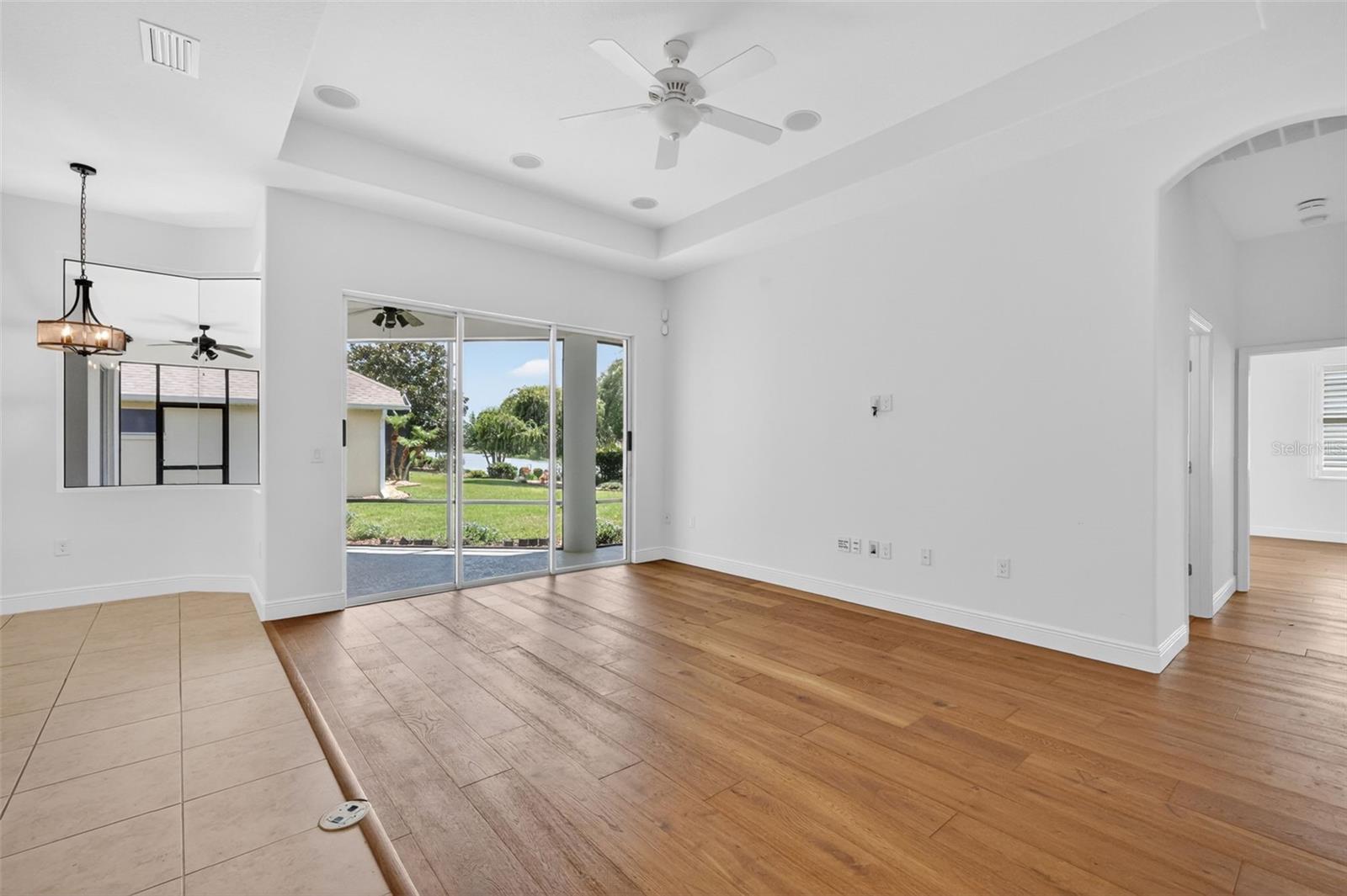 LAKES OF MOUNT DORA - Residential