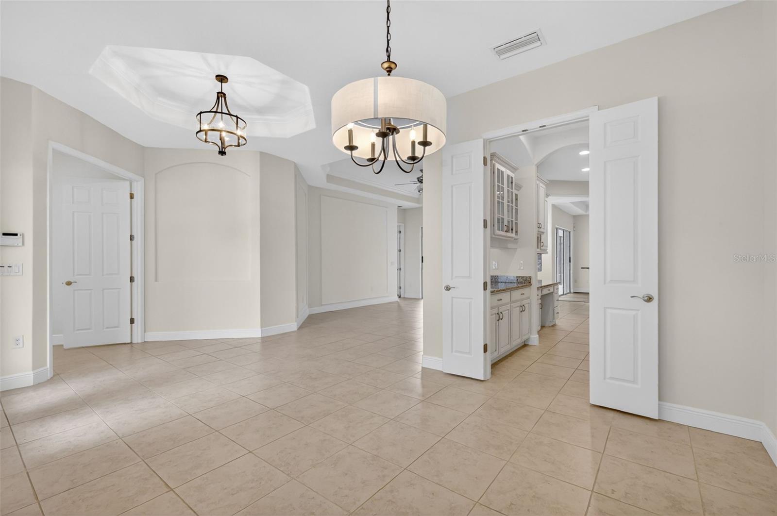 LAKES OF MOUNT DORA - Residential