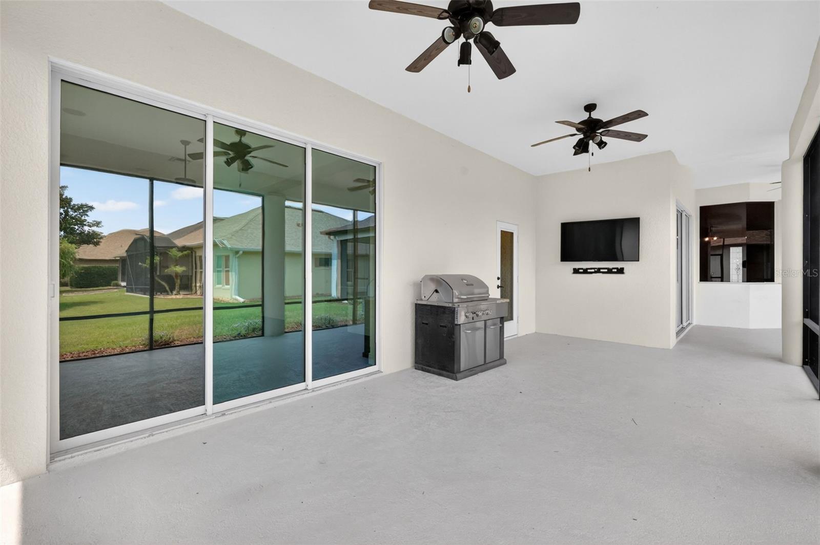 LAKES OF MOUNT DORA - Residential