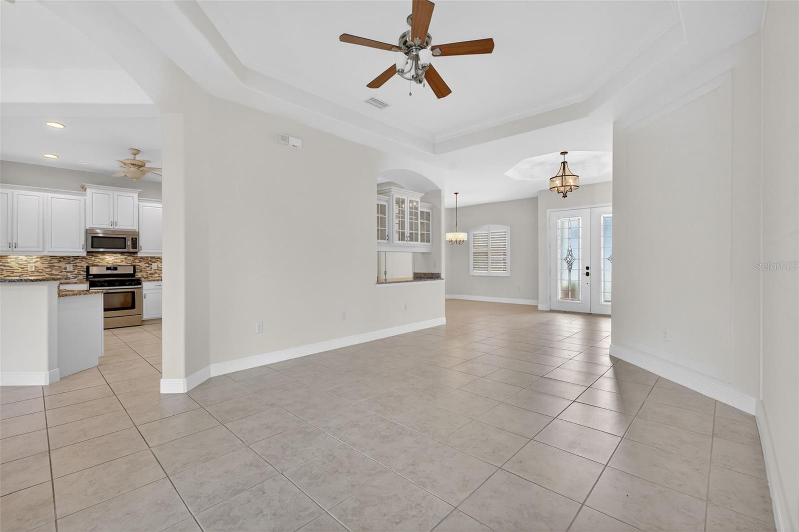 LAKES OF MOUNT DORA - Residential