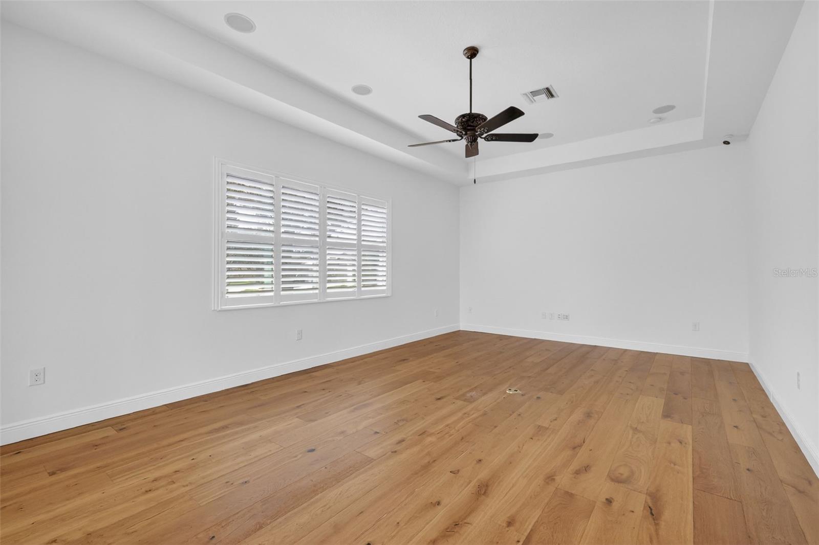 LAKES OF MOUNT DORA - Residential