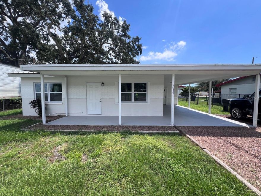 Charming 3-bedroom, 1-bath single-family home in the heart of Gibsonton, just minutes from Tampa Bay, Riverview, shopping, dining, and I-75. This move-in ready ranch offers a functional floor plan, covered parking, a bonus storage room, and a spacious yard with no HOA or CDD—perfect for first-time buyers, downsizers, or investors. Enjoy a quiet neighborhood with quick access to local beaches, parks, and downtown Tampa, all at an unbeatable price.