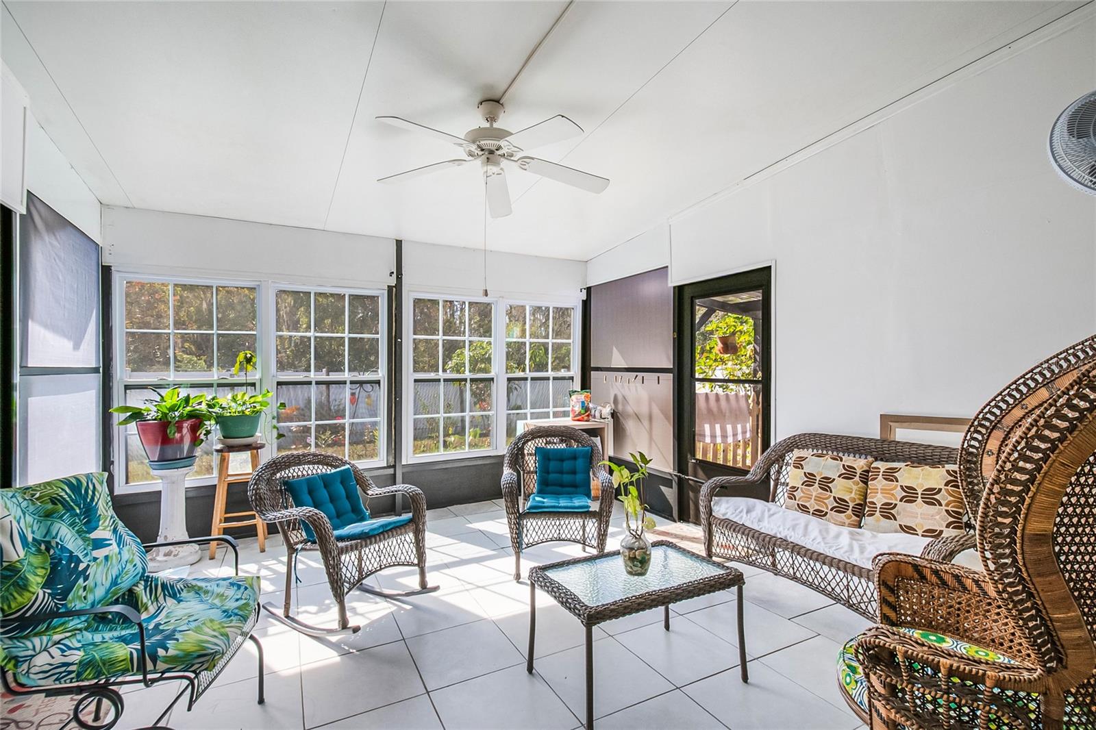 2625 EAGLE CLIFF DRIVE