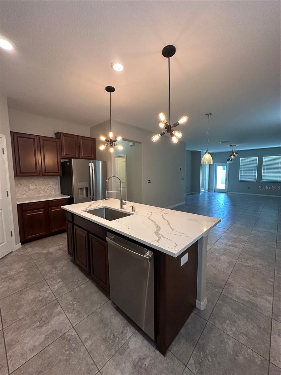 CONNERTON VILLAGE 2 PRCL 213 PH 1C- - Residential Lease