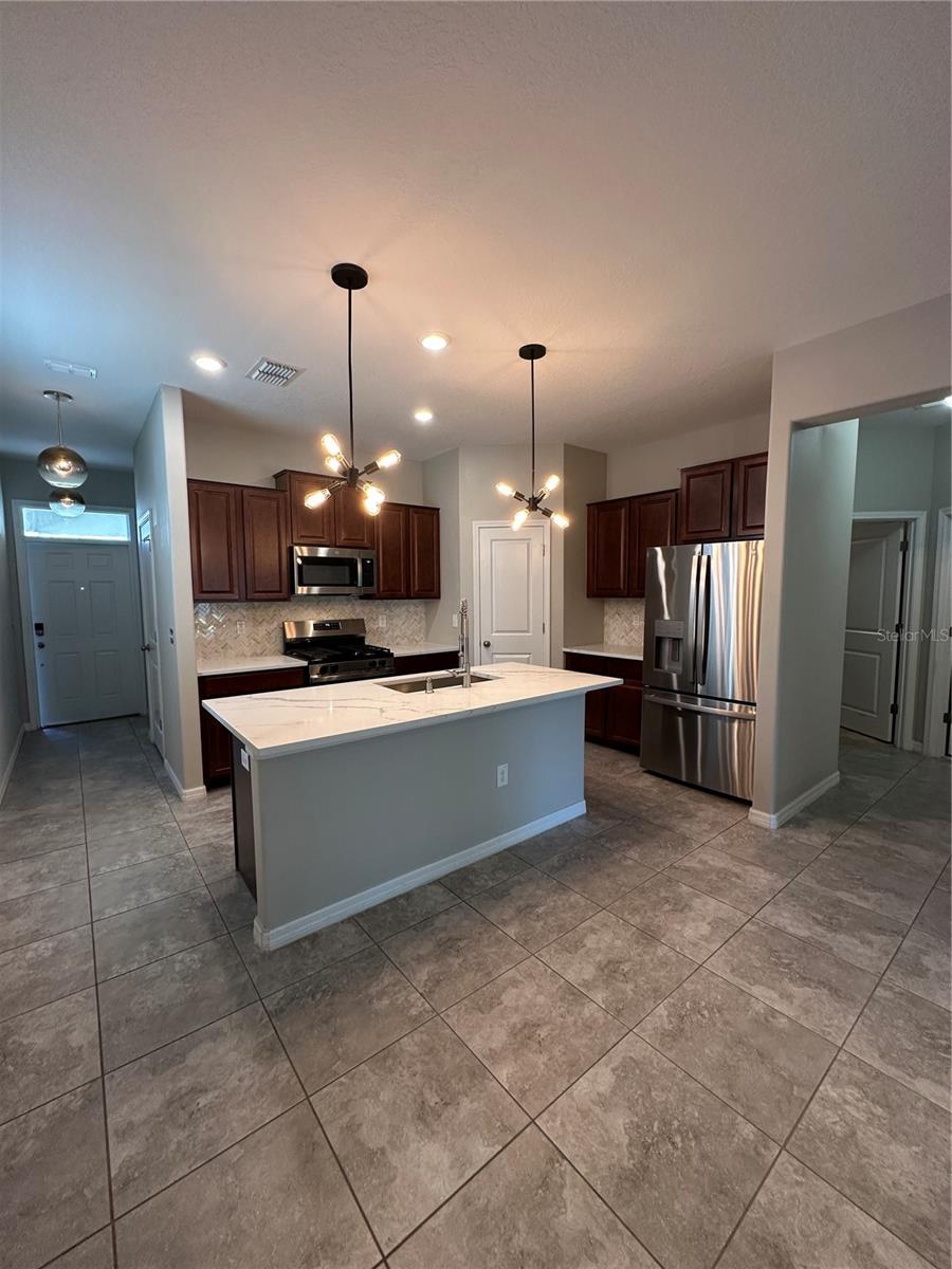 CONNERTON VILLAGE 2 PRCL 213 PH 1C- - Residential Lease