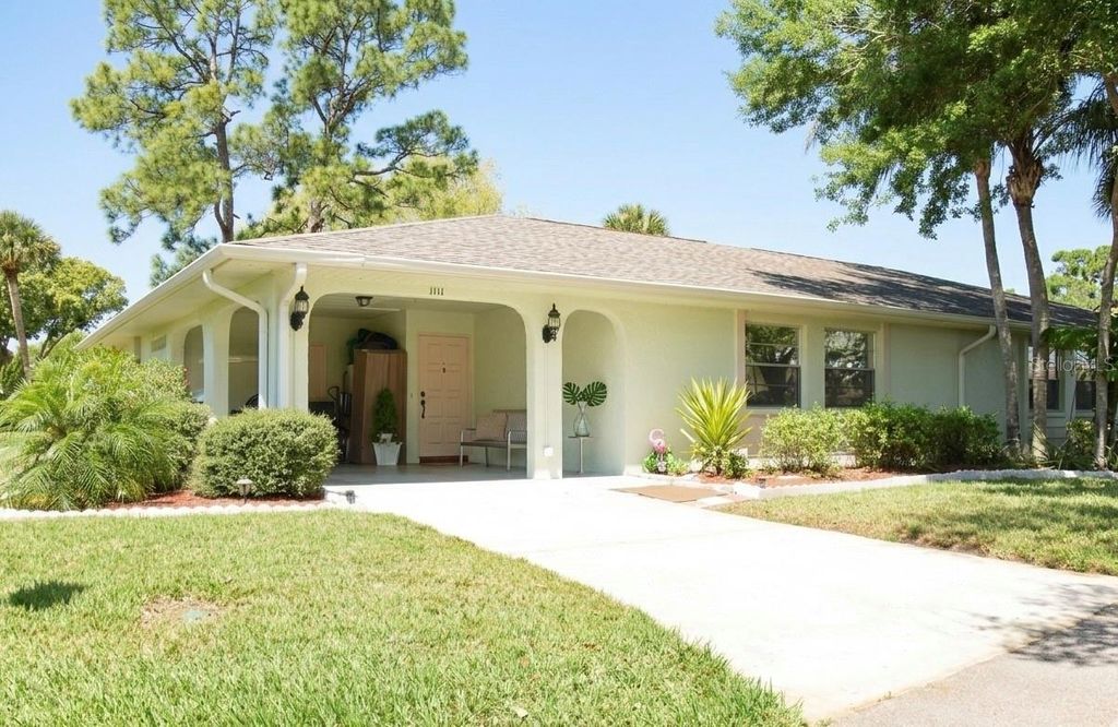 Photo of 1111 Harefield Circle #62, Sun City Center, FL 33573 (MLS # TB8493096)