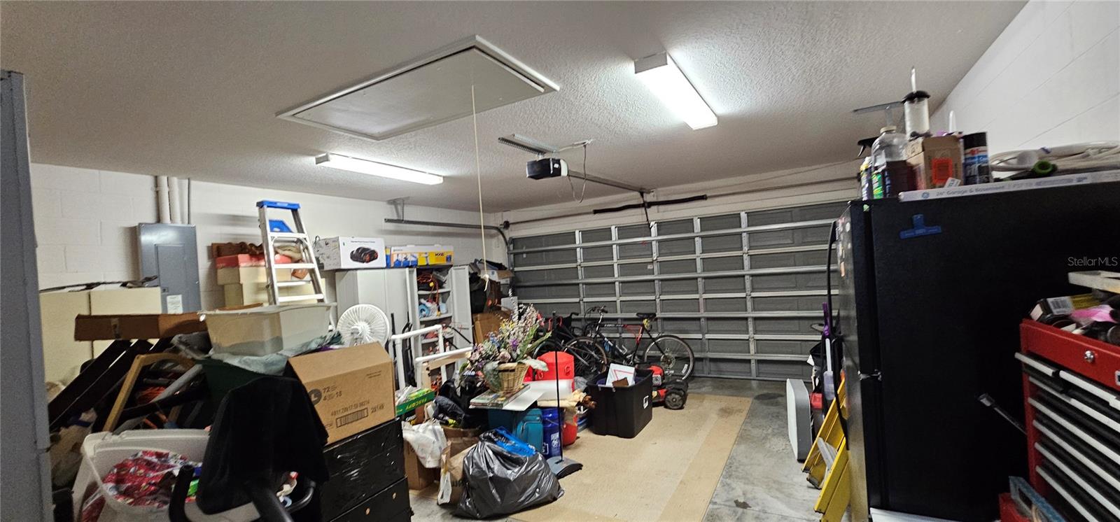 SILVER SPGS SHORES UN #25 - Residential