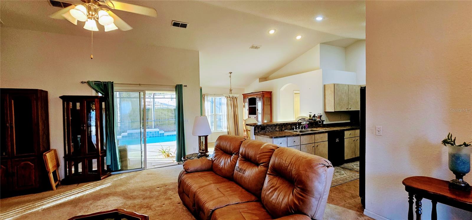 SILVER SPGS SHORES UN #25 - Residential