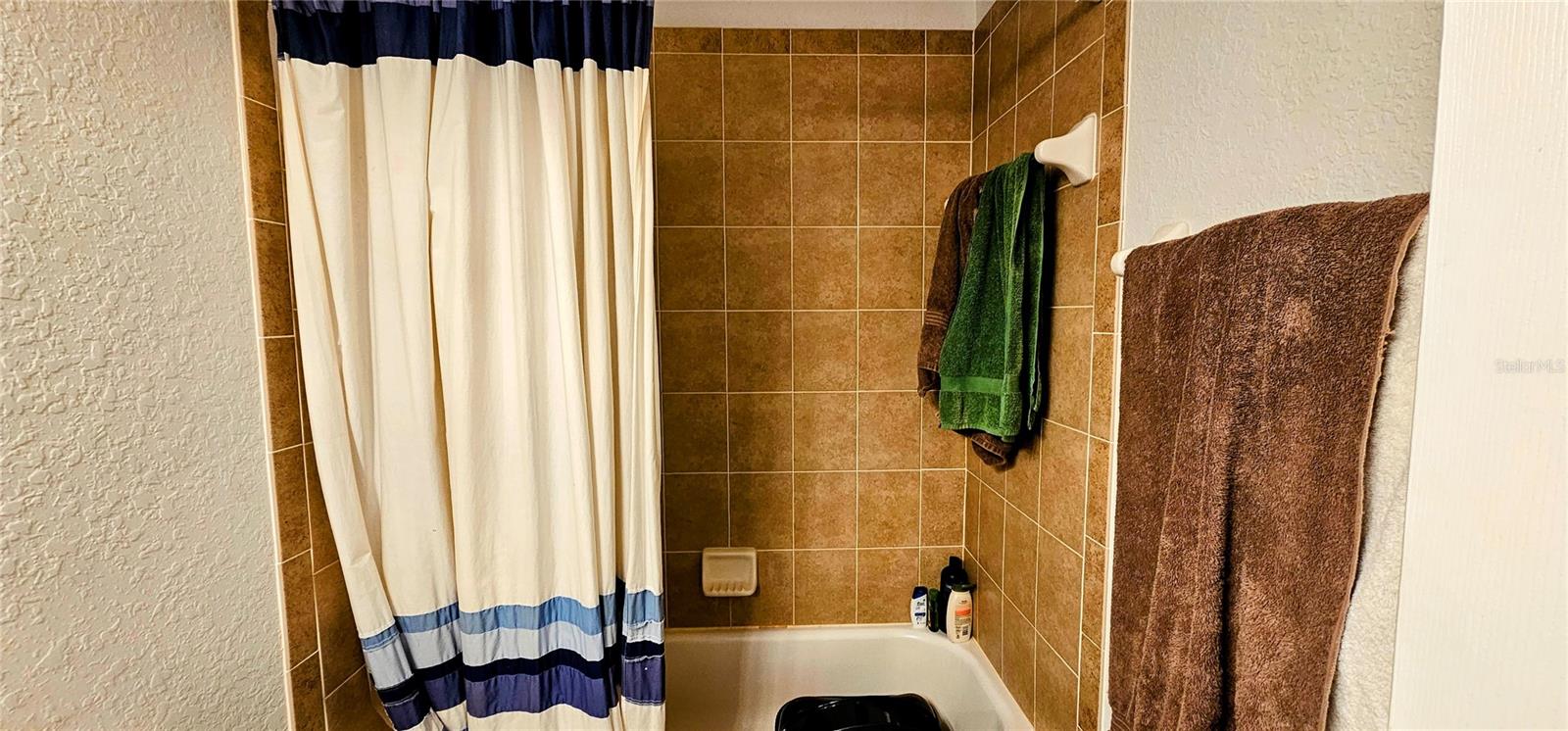 SILVER SPGS SHORES UN #25 - Residential