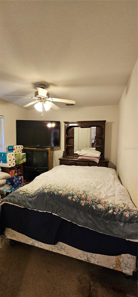 SILVER SPGS SHORES UN #25 - Residential