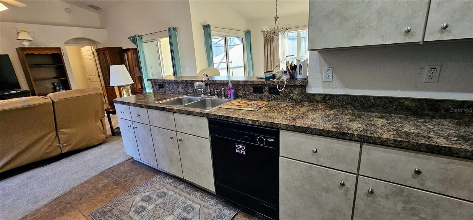 SILVER SPGS SHORES UN #25 - Residential