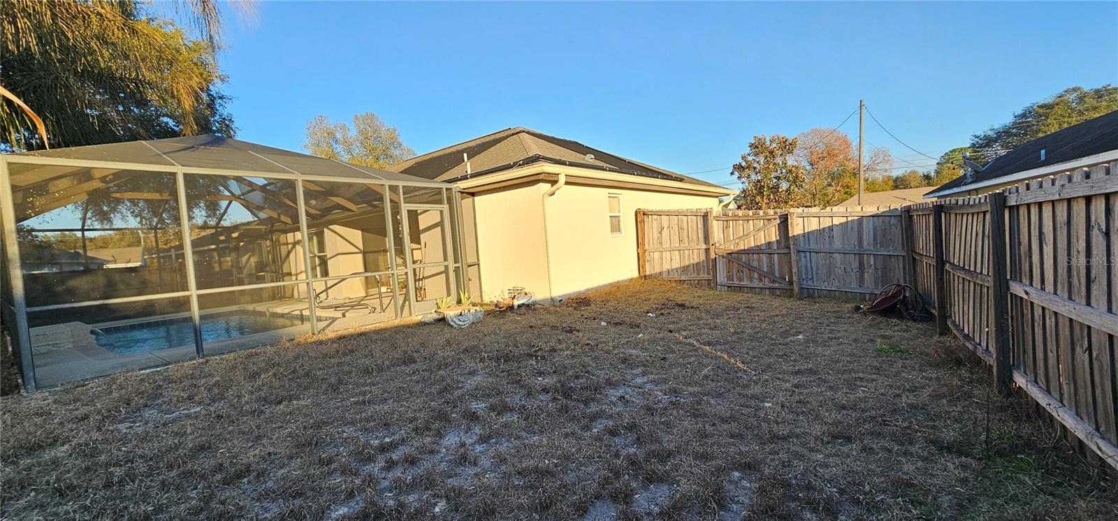 SILVER SPGS SHORES UN #25 - Residential