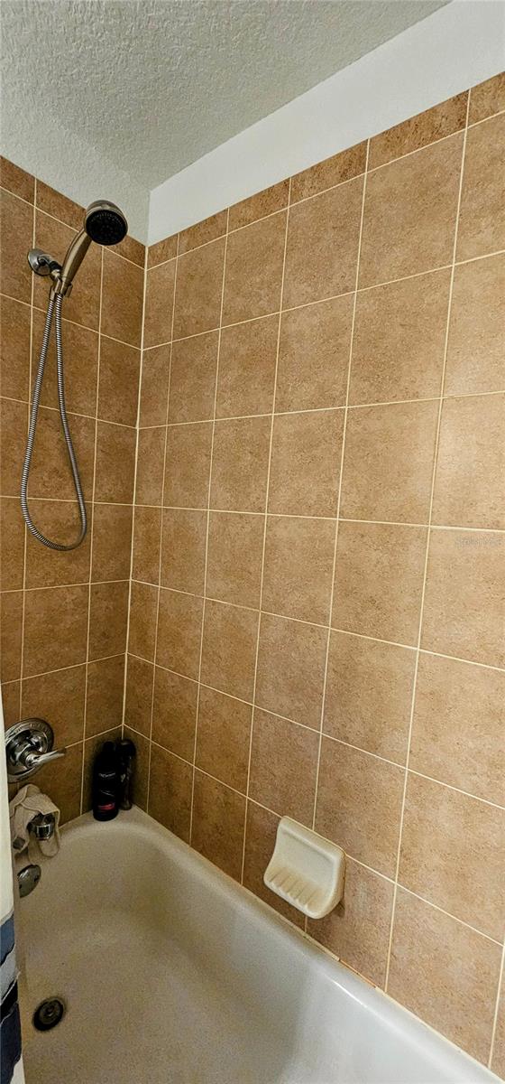 SILVER SPGS SHORES UN #25 - Residential