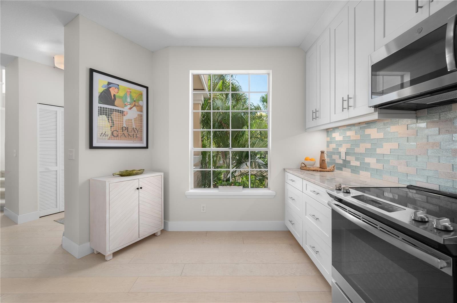 8735 LAKESIDE BOULEVARD 210