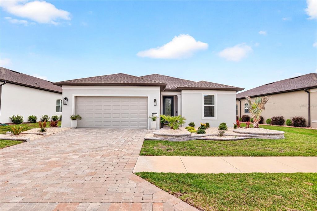 Photo of 8866 SW 57th Place Road, Ocala, FL 34481 (MLS # OM723492)