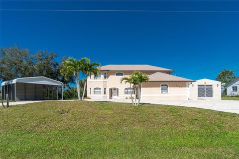 A home in PORT CHARLOTTE