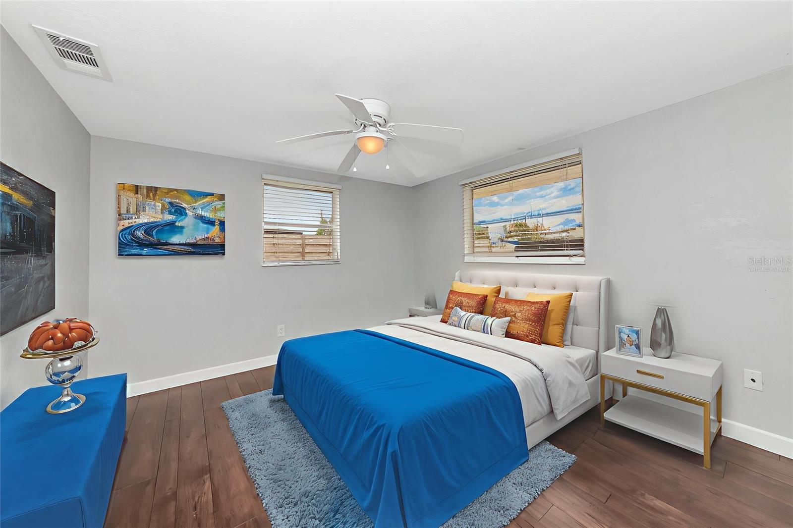 SOUTH GATE UNIT 31 - Residential