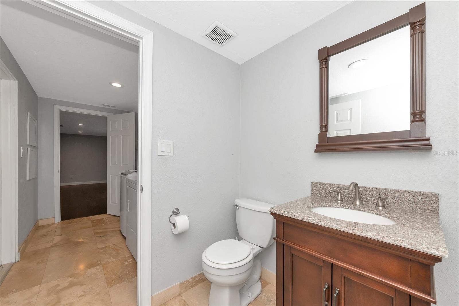 SOUTH GATE UNIT 31 - Residential