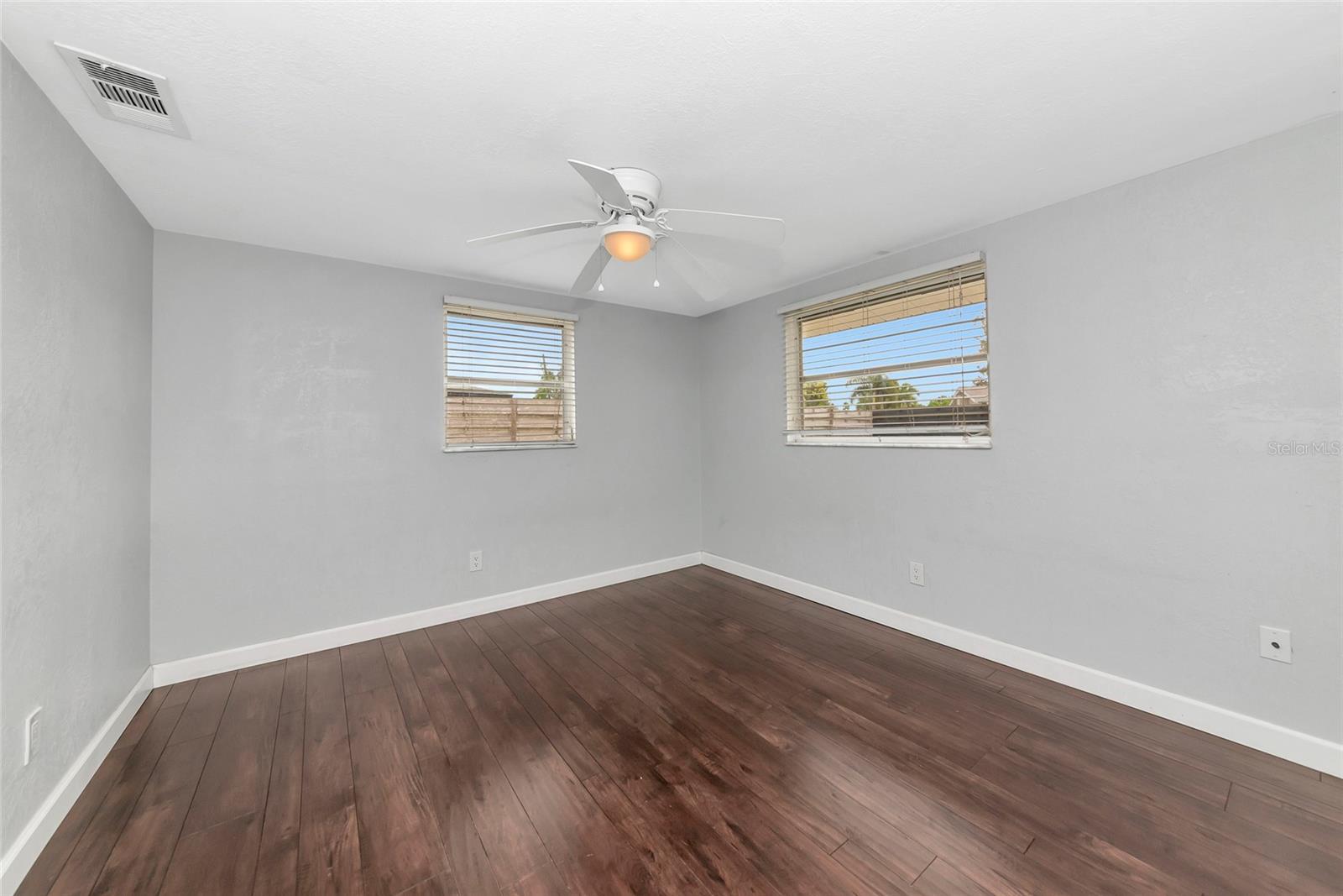 SOUTH GATE UNIT 31 - Residential