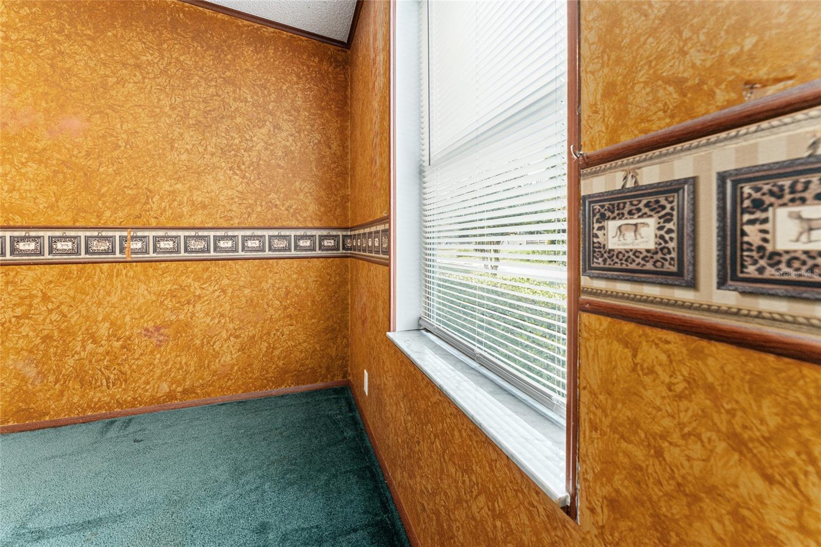 SHADY HILLS ESTATES - Residential