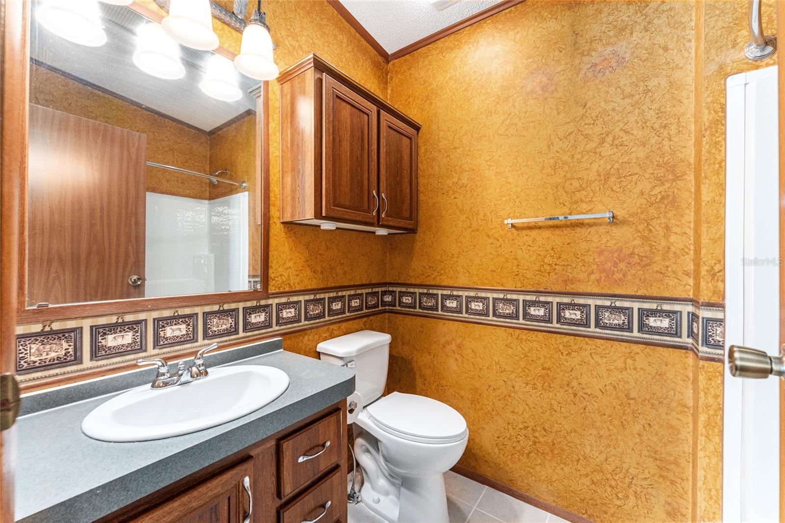 SHADY HILLS ESTATES - Residential