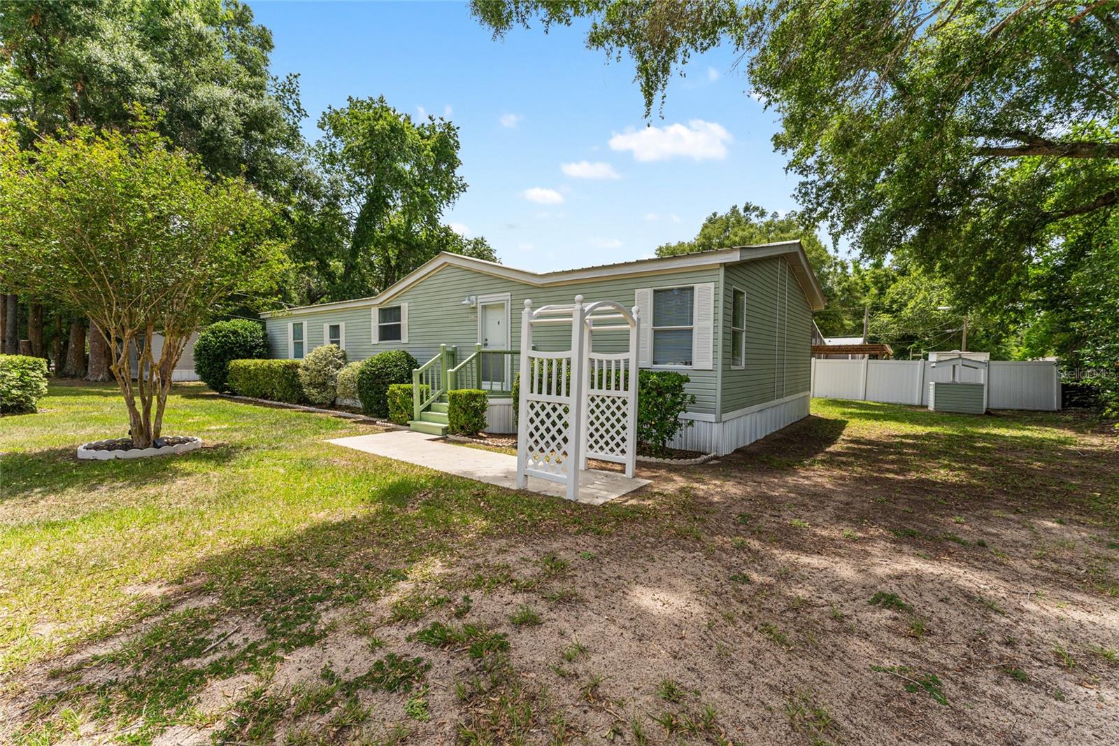 SHADY HILLS ESTATES - Residential