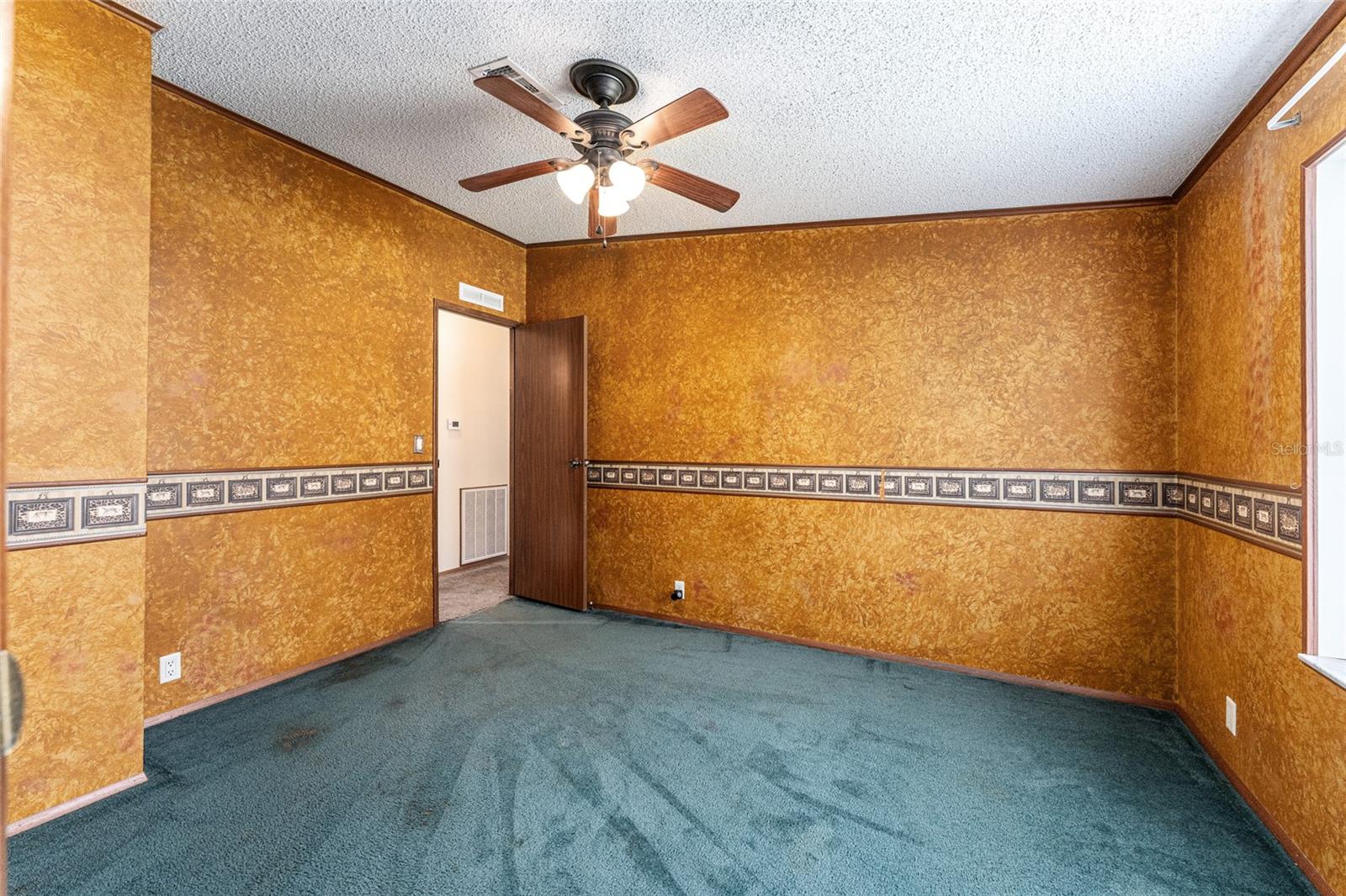 SHADY HILLS ESTATES - Residential