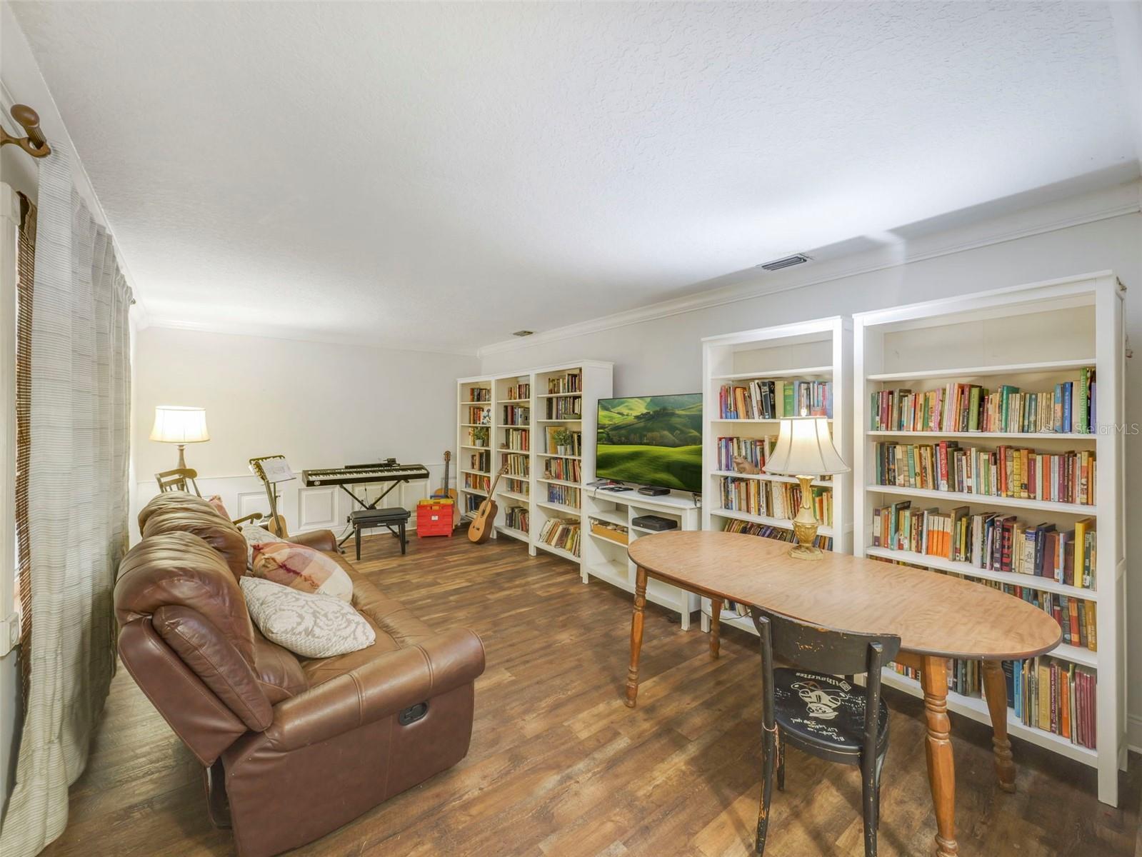 GLEN ARDEN HEIGHTS - Residential