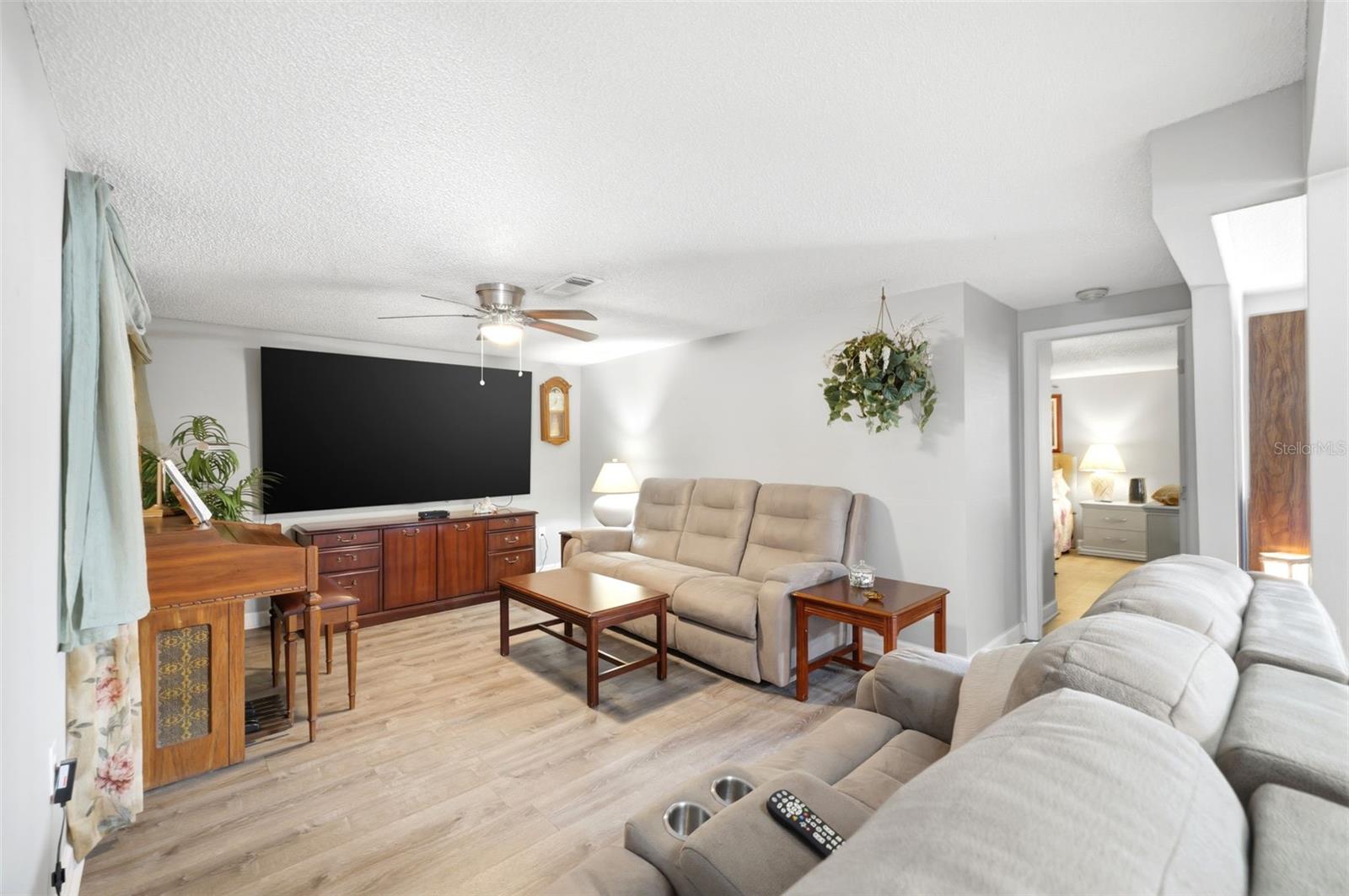 BEACON WOODS CIDER MILL - Residential