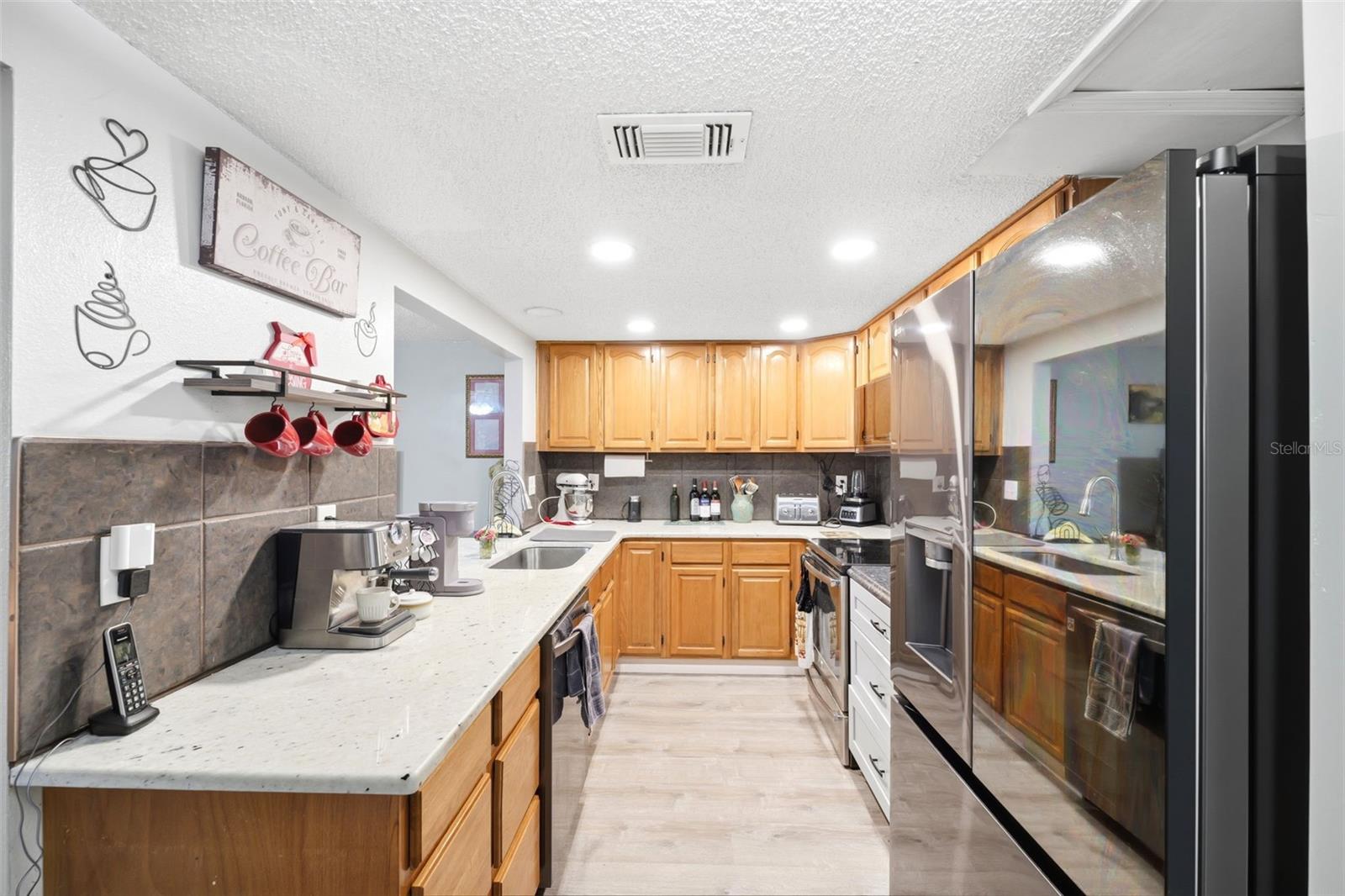 BEACON WOODS CIDER MILL - Residential