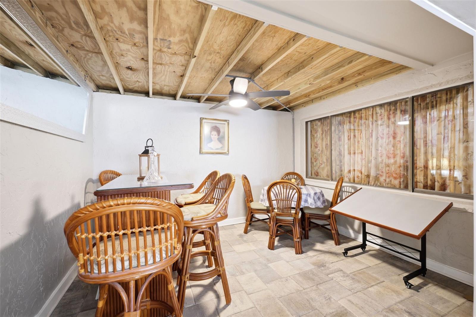 BEACON WOODS CIDER MILL - Residential