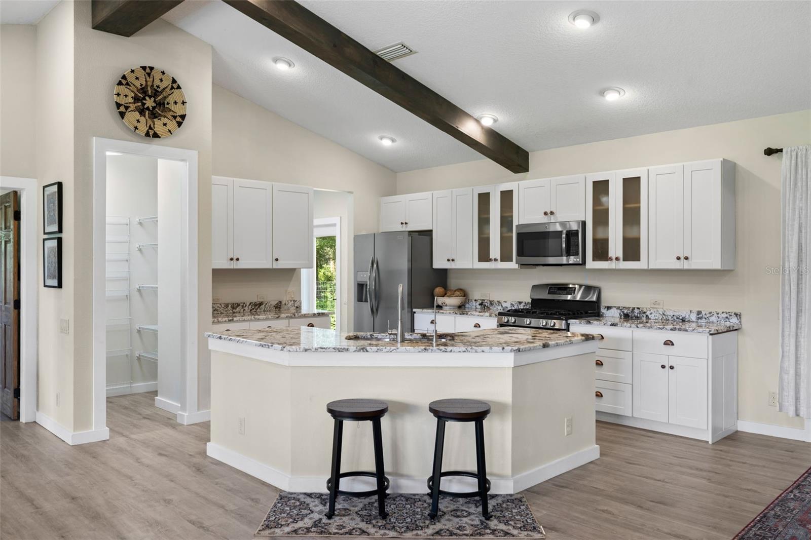 ACREAGE - Residential