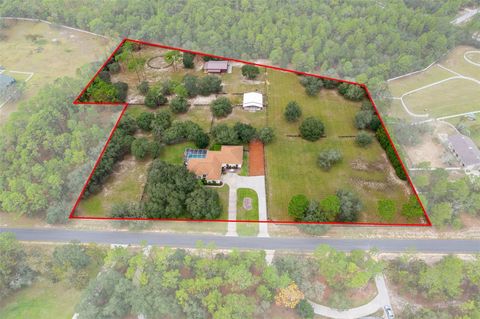 Photo of 4202 N Pony Drive, Beverly Hills, FL 34465 (MLS # W7880217) Photo of 4202 N Pony Drive, Beverly Hills, FL 34465 (MLS # W7880217)