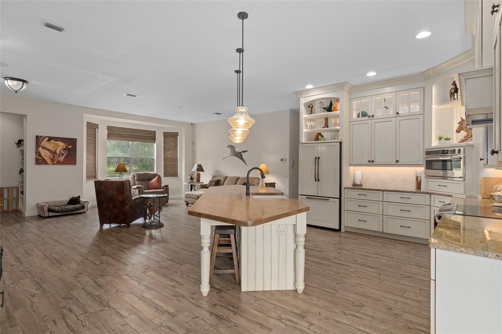 PINE RIDGE UNIT 02 - Residential