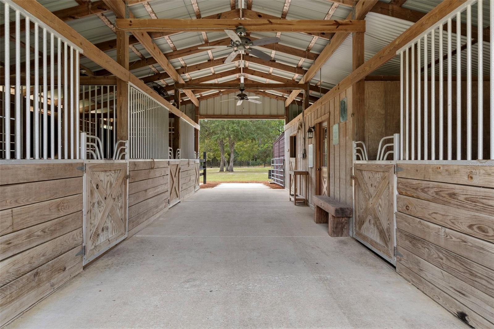 PINE RIDGE UNIT 02 - Residential