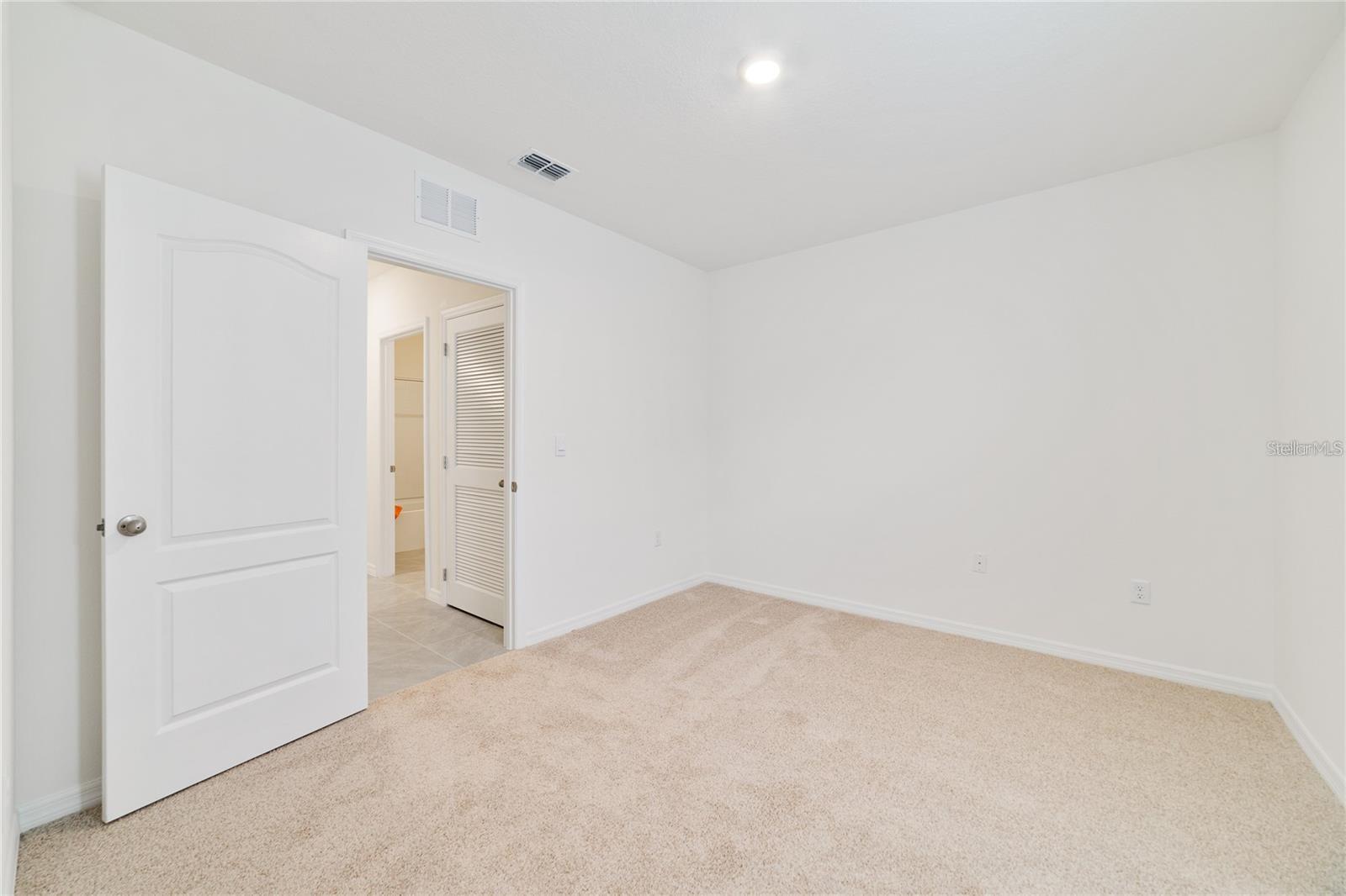 CHARLES COVE - Residential Lease