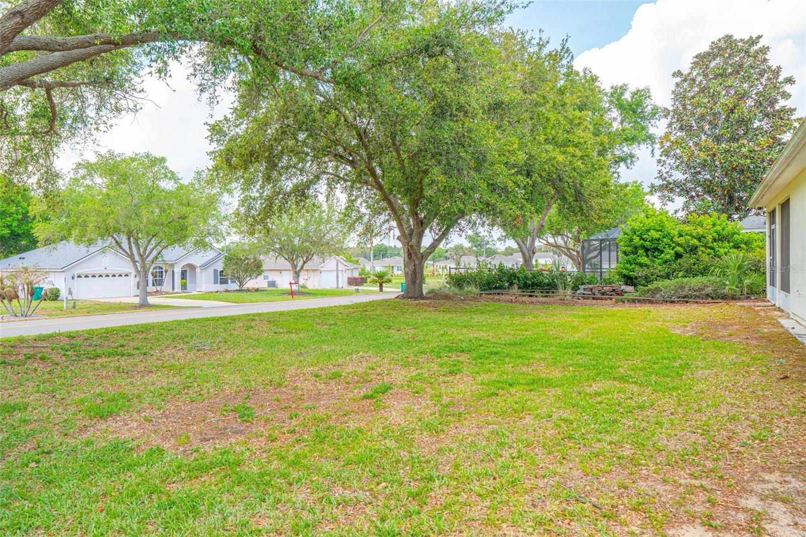 BRIGHTWATER PLACE PH 02 - Residential