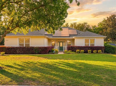 Photo of 3510 Hunters Trail Circle, Eustis, FL 32726 (MLS # O6394926)