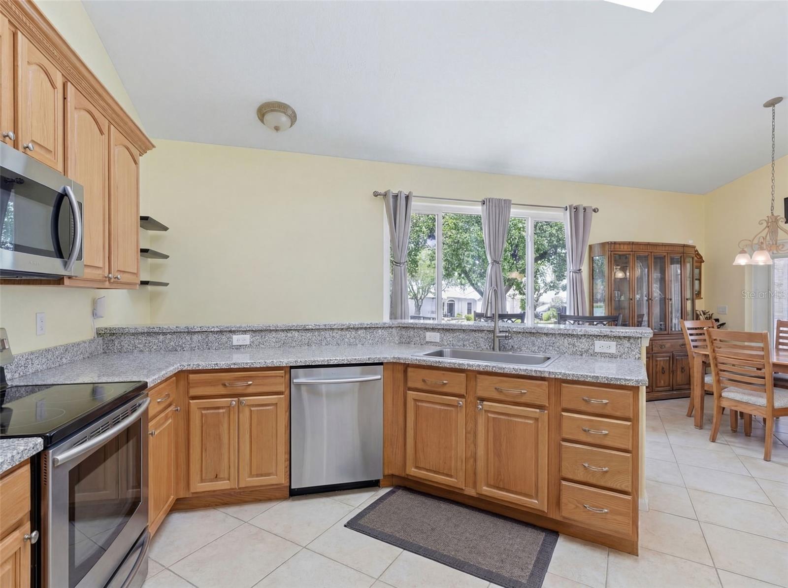 BRIGHTWATER PLACE PH 02 - Residential