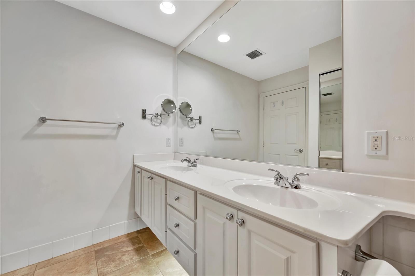 ISLES OF SARASOTA - Residential