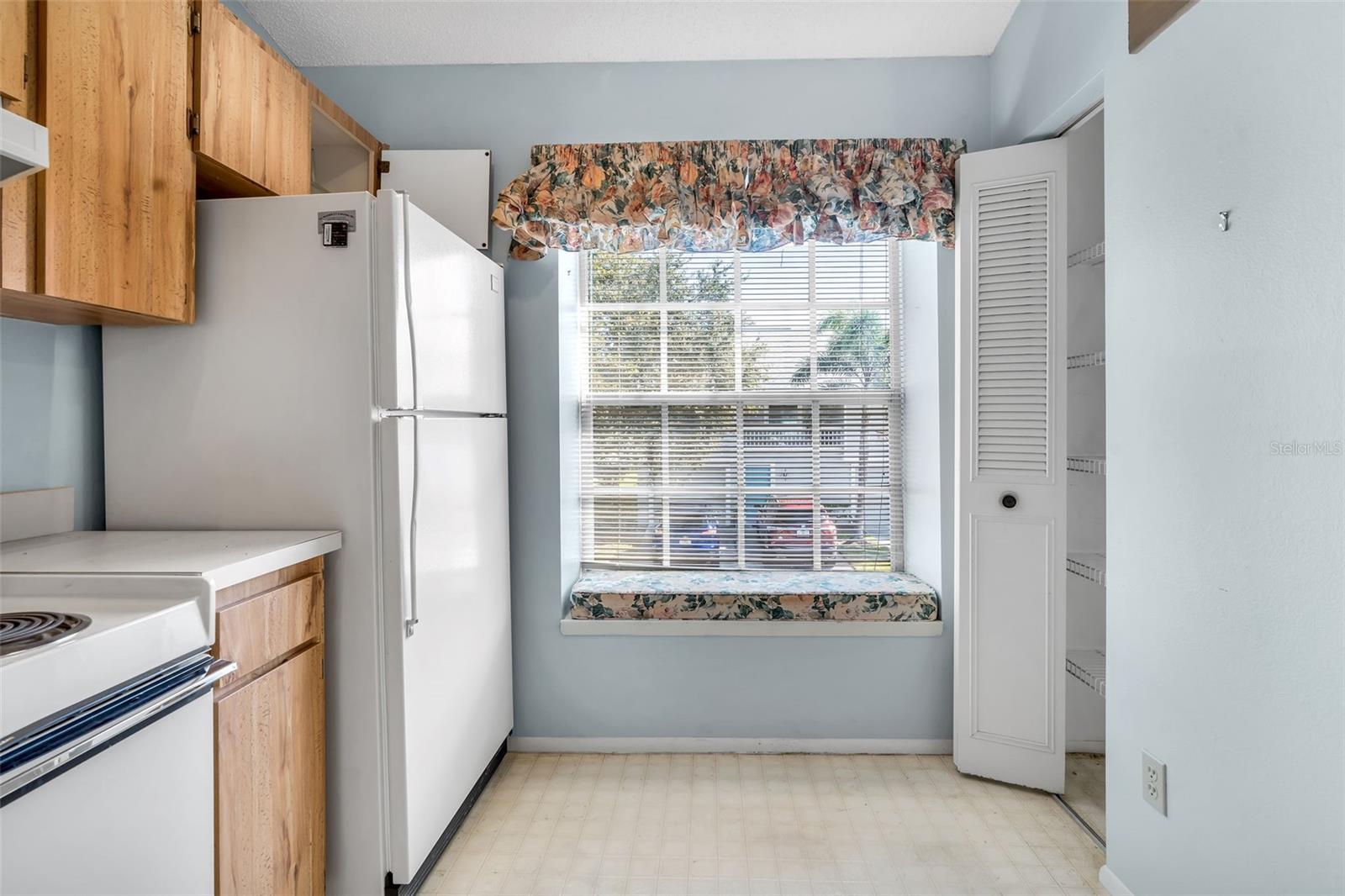 SUN KETCH CONDO - Residential