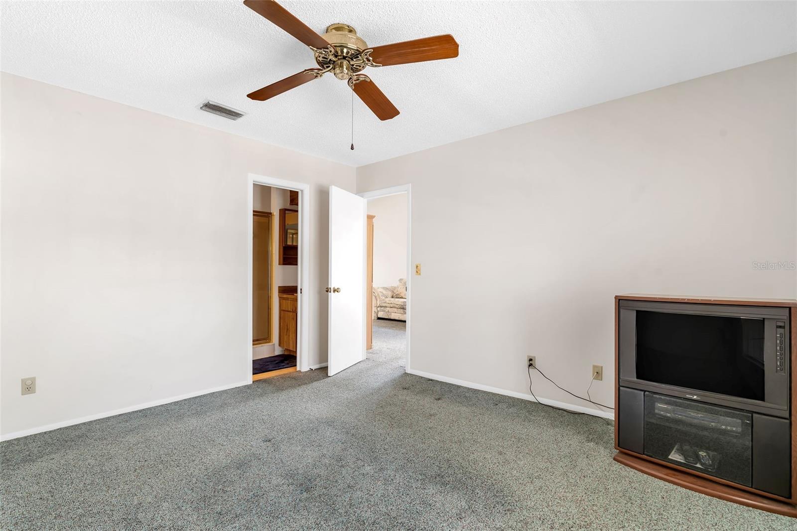 SUN KETCH CONDO - Residential