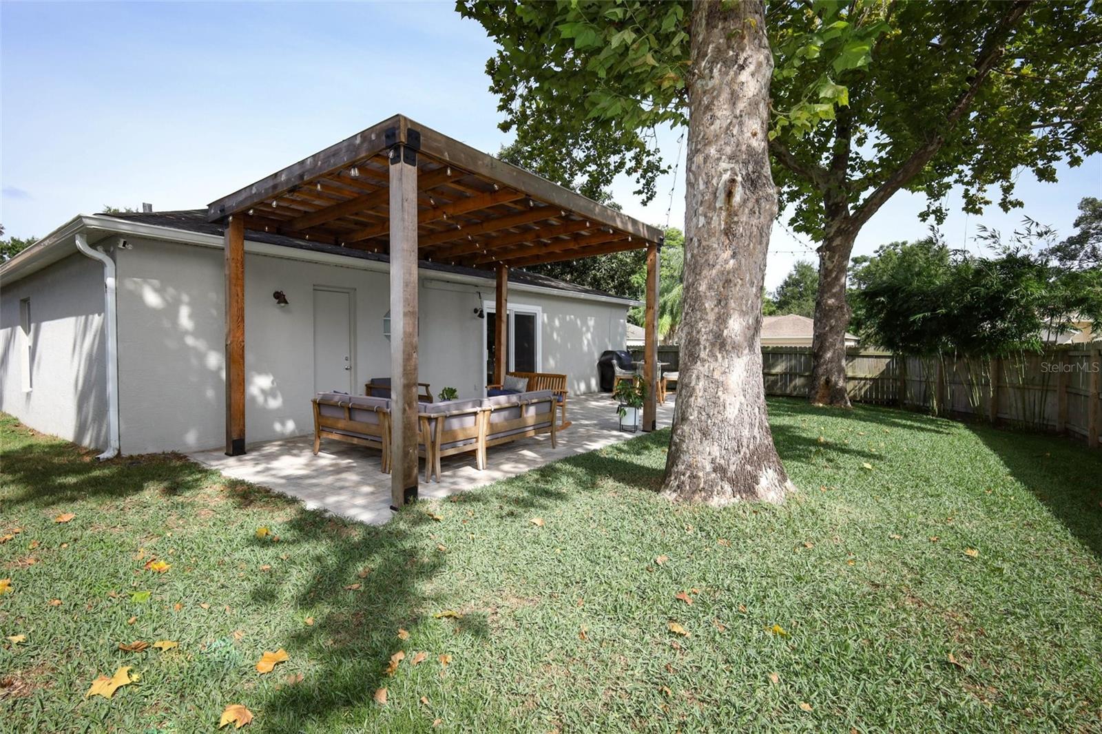 WEKIVA CHASE - Residential