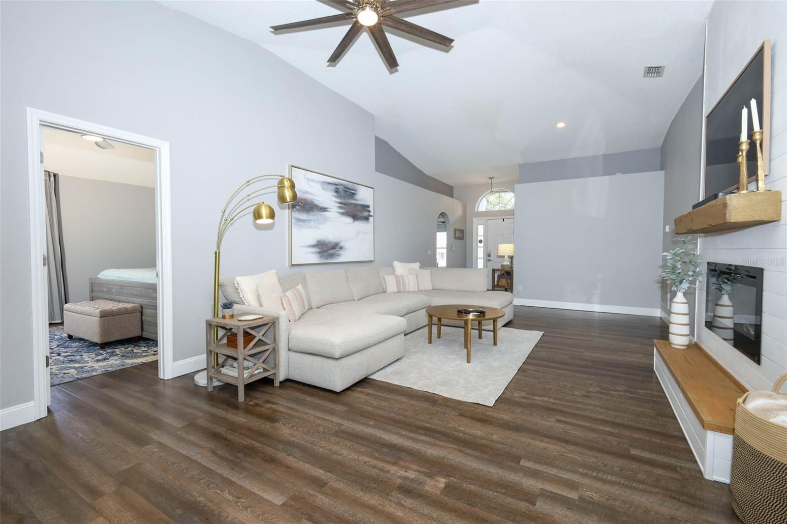 WEKIVA CHASE - Residential