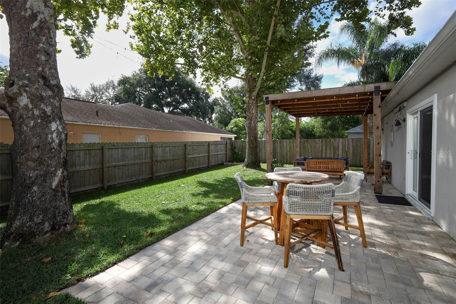 WEKIVA CHASE - Residential