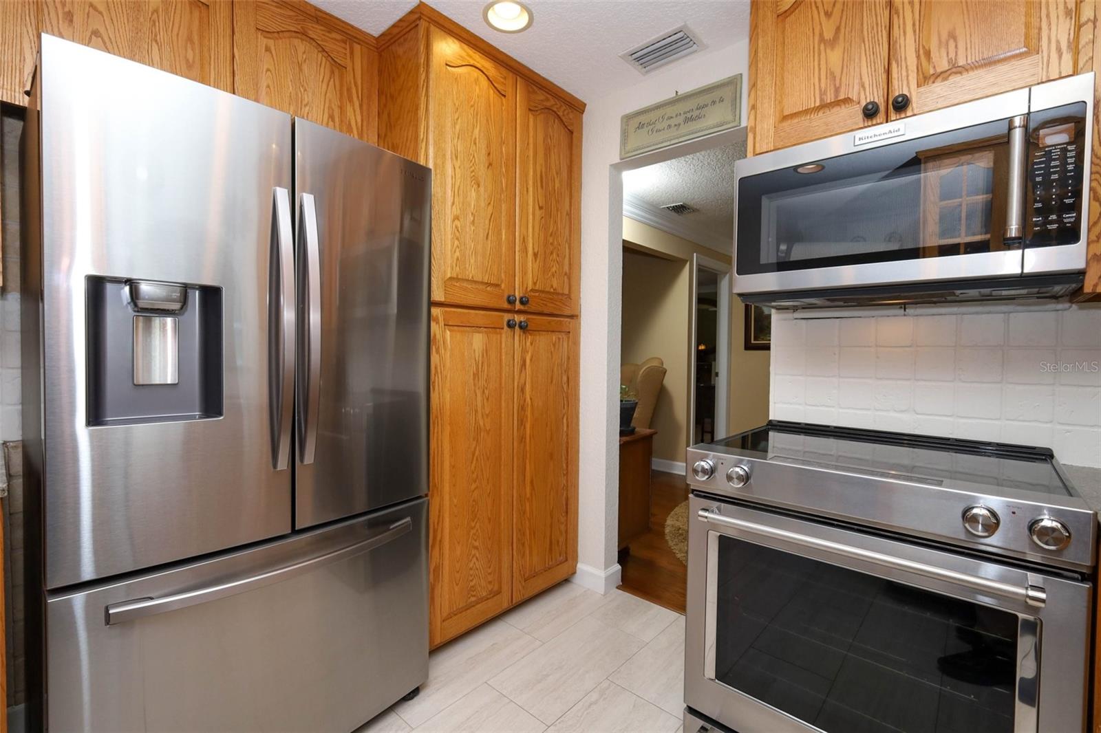 GARDEN LAKE ESTATES UNIT 3 - Residential