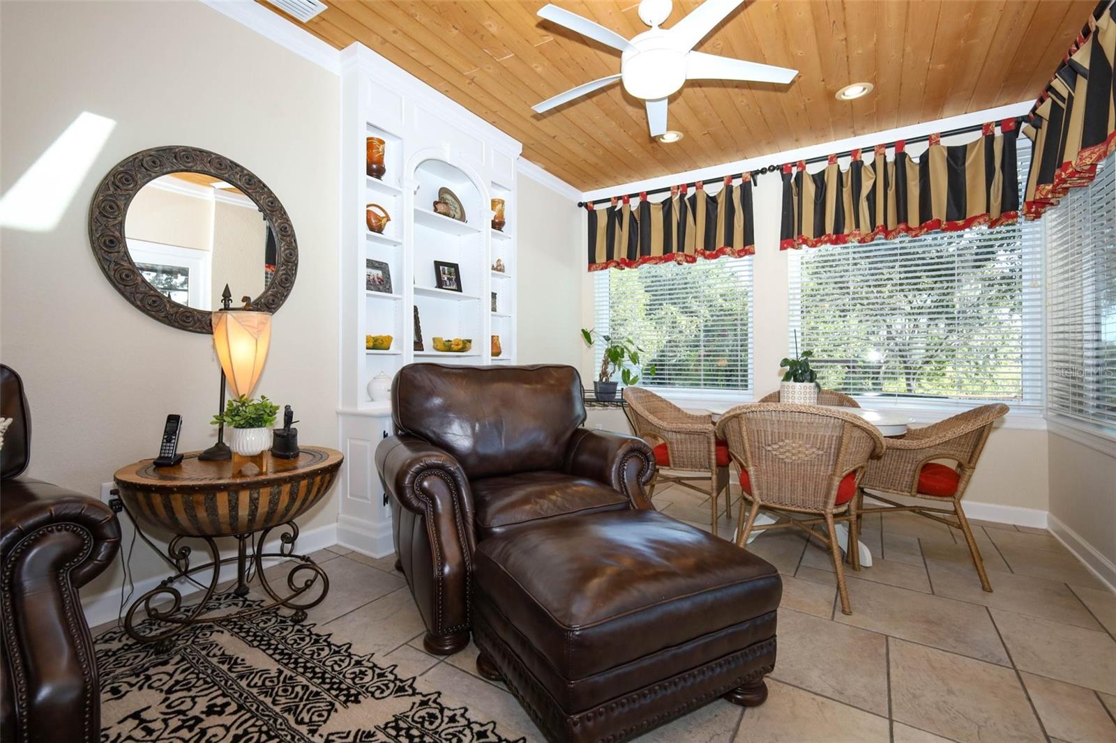 GARDEN LAKE ESTATES UNIT 3 - Residential