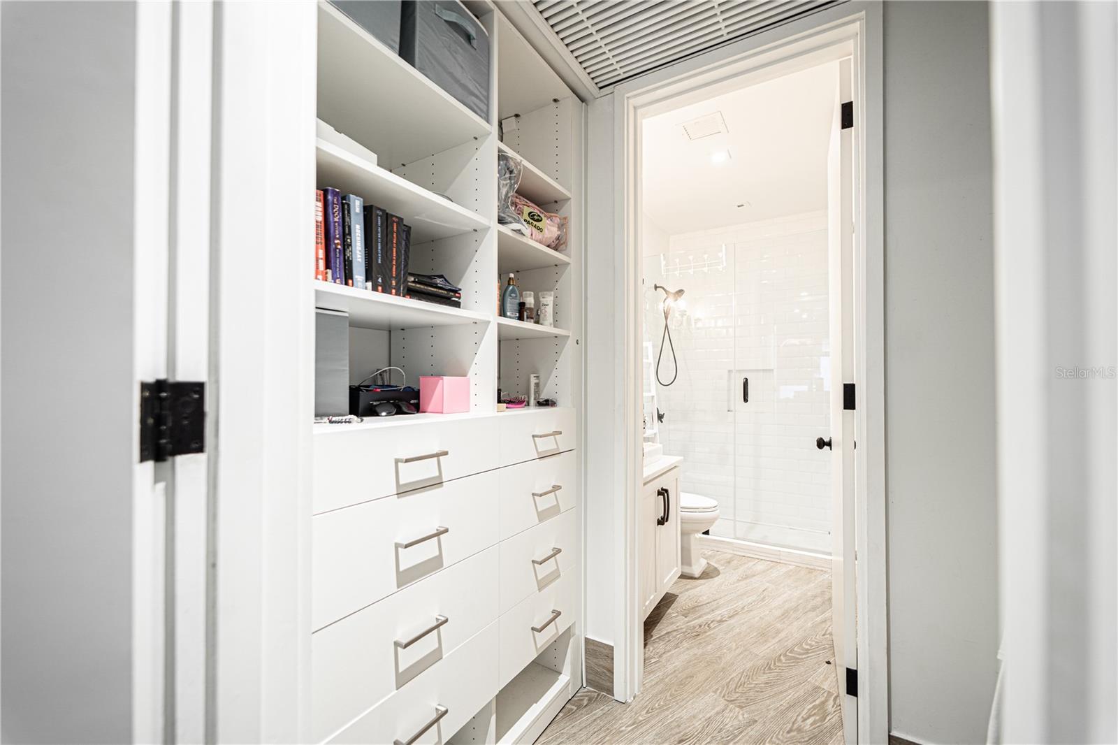 PLANTATION VILLAGE - Residential