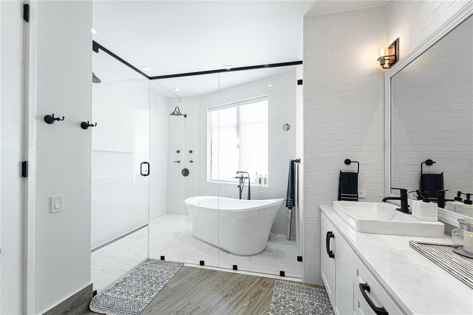 PLANTATION VILLAGE - Residential