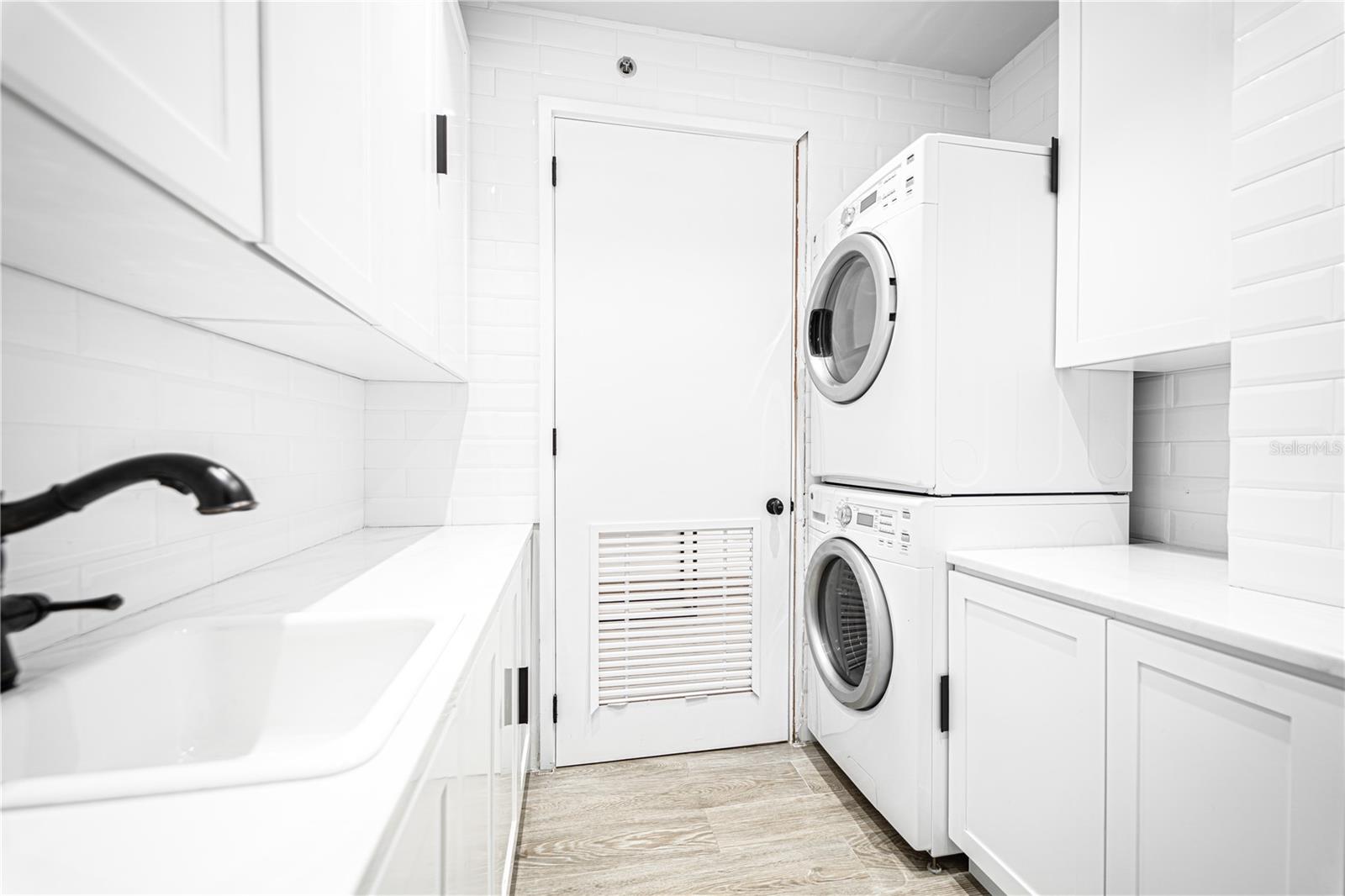 PLANTATION VILLAGE - Residential